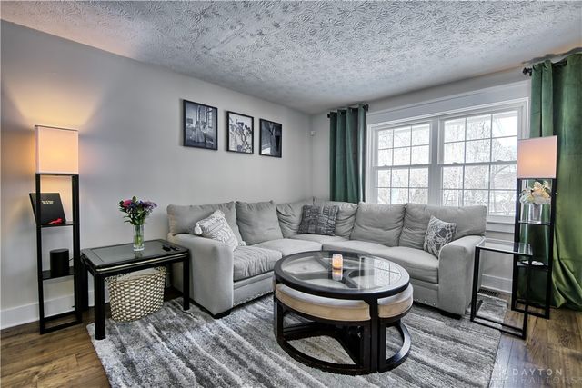 3867 Lofty Oaks Drive, Beavercreek, OH 45430