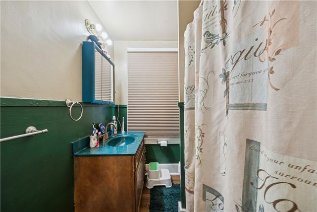 421 Freeport Rd, East Deer, PA 15030