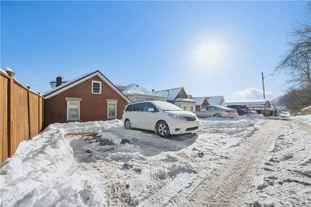 421 Freeport Rd, East Deer, PA 15030