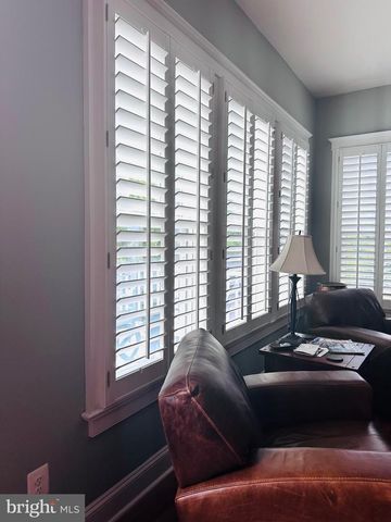 17232 MISS PACKARD CT, Dumfries, VA 22026