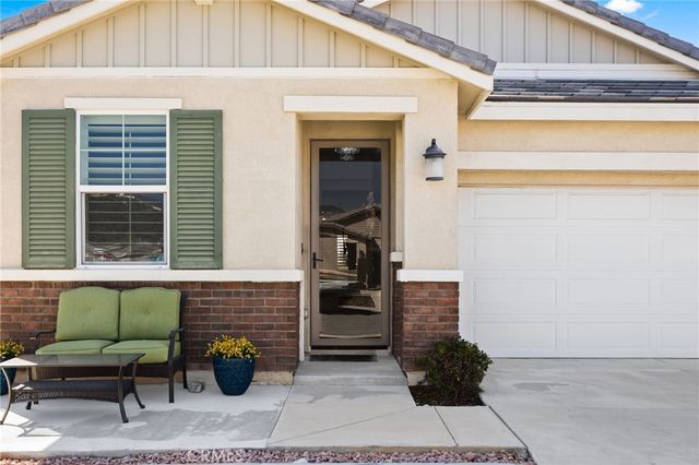 18297 Saltbush Court, San Bernardino, CA 92407