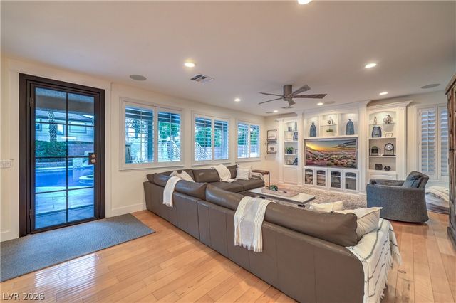 7257 Sashaying Spirit Court, Las Vegas, NV 89131