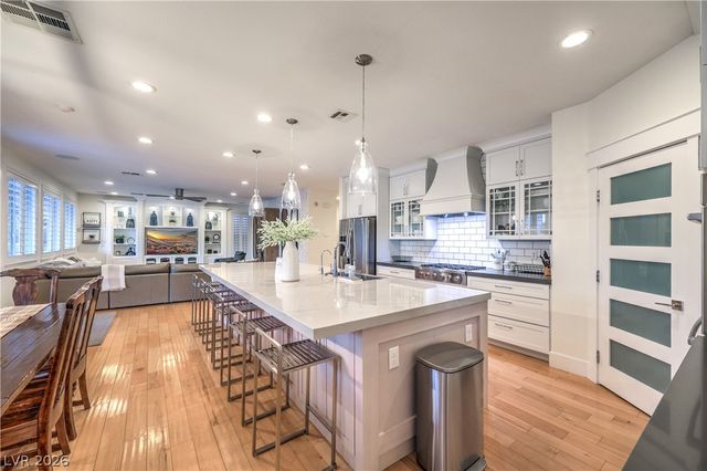 7257 Sashaying Spirit Court, Las Vegas, NV 89131