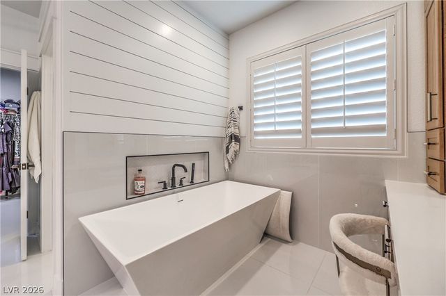 7257 Sashaying Spirit Court, Las Vegas, NV 89131