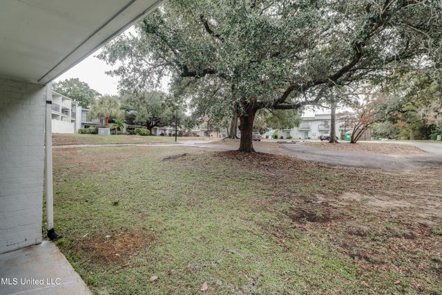 3230 Cumberland Road, 7, Ocean Springs, MS 39564