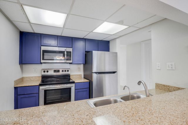 3230 Cumberland Road, 7, Ocean Springs, MS 39564