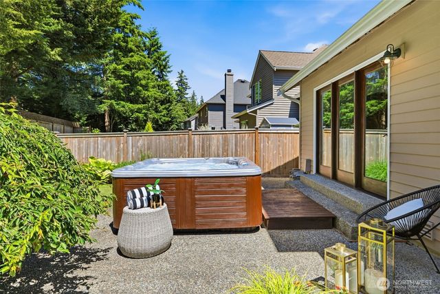 4025 262nd Place SE, Sammamish, WA 98029