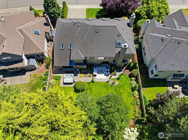 4025 262nd Place SE, Sammamish, WA 98029