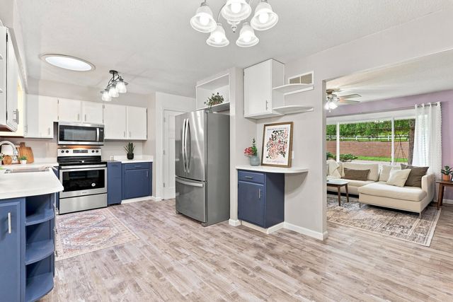6655 Crow Creek Road, Bettendorf, IA 52722