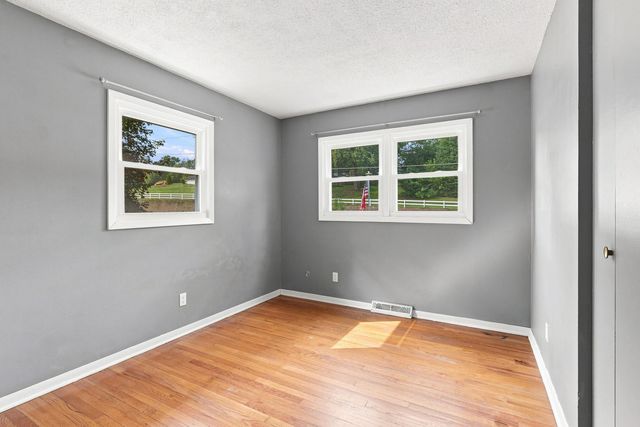 6655 Crow Creek Road, Bettendorf, IA 52722