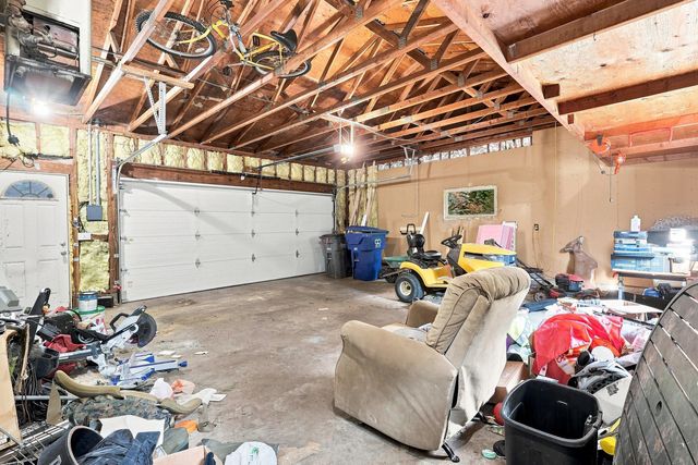 6655 Crow Creek Road, Bettendorf, IA 52722