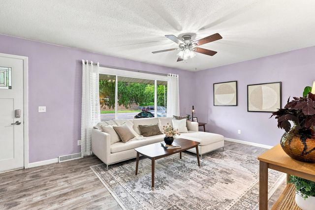 6655 Crow Creek Road, Bettendorf, IA 52722