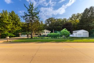 6655 Crow Creek Road, Bettendorf, IA 52722