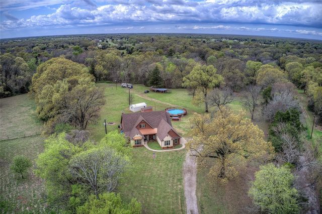 811 Rs County Road 4250, Point, TX 75472