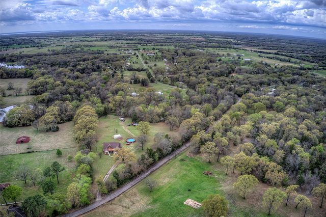 811 Rs County Road 4250, Point, TX 75472