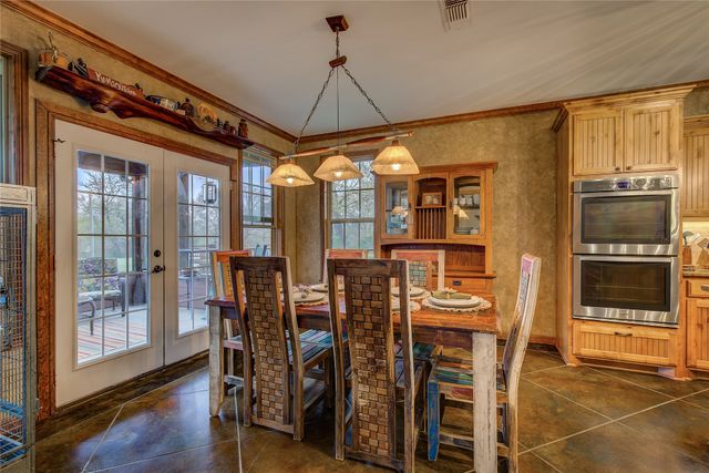 811 Rs County Road 4250, Point, TX 75472