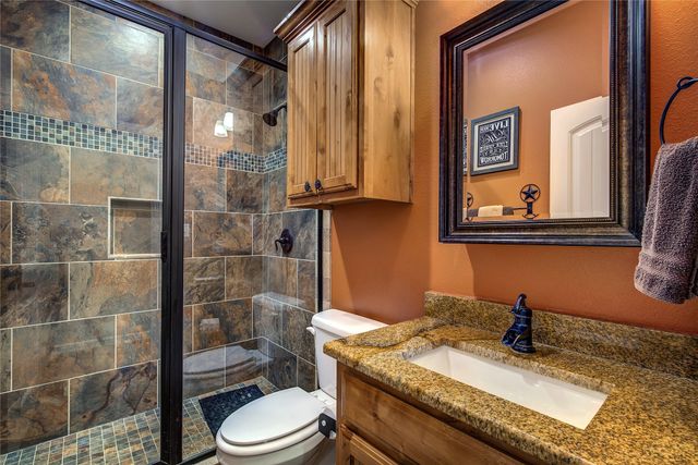 811 Rs County Road 4250, Point, TX 75472