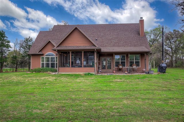 811 Rs County Road 4250, Point, TX 75472
