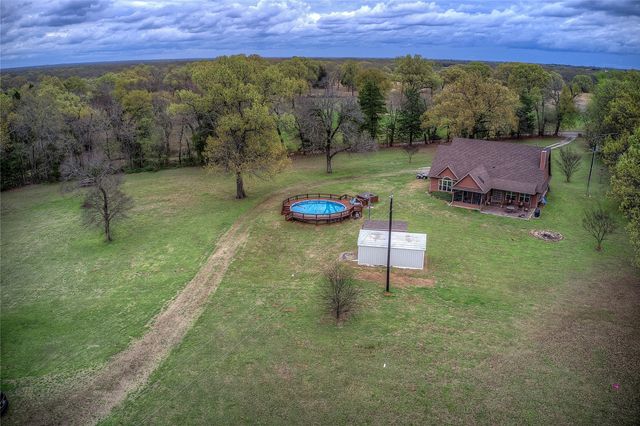 811 Rs County Road 4250, Point, TX 75472