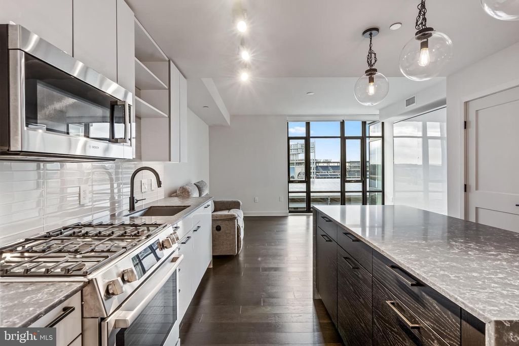 Image 6 of property listing at 70 N ST SE #N815, Washington, DC 20003