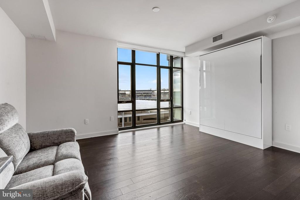 Image 8 of property listing at 70 N ST SE #N815, Washington, DC 20003