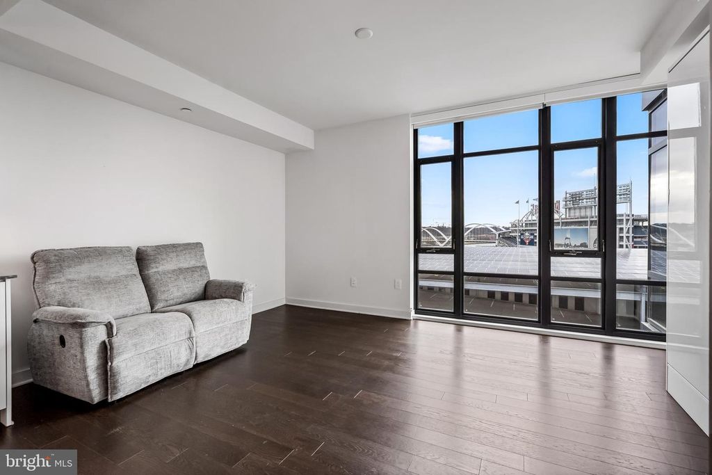 Image 9 of property listing at 70 N ST SE #N815, Washington, DC 20003
