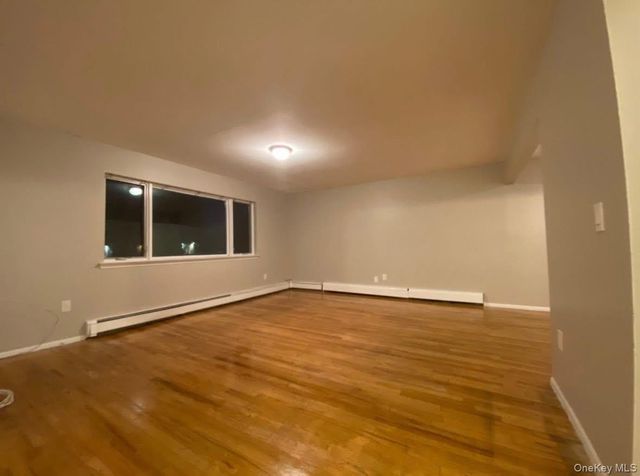 191 N Hickory Street, Massapequa, NY 11758