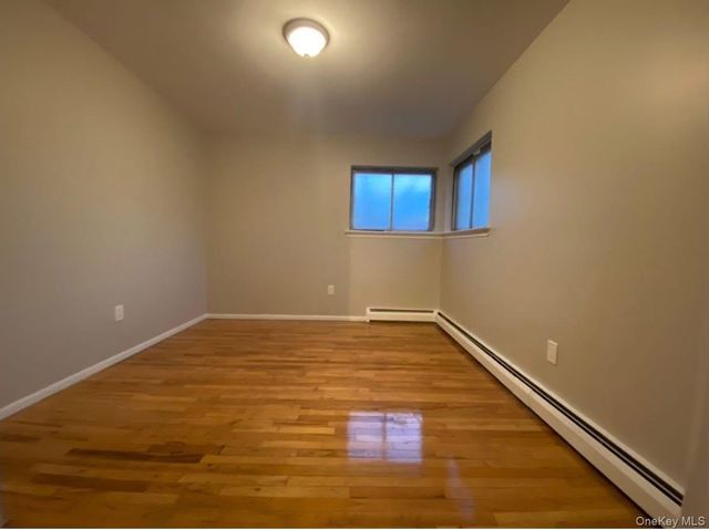 191 N Hickory Street, Massapequa, NY 11758