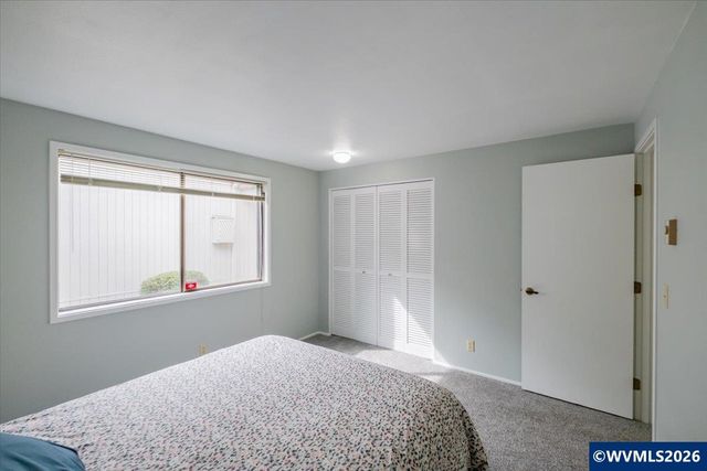 6680 Continental Cir SE, Salem, OR 97306