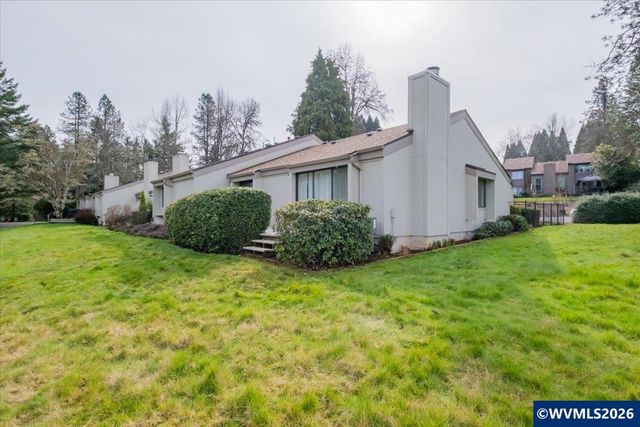 6680 Continental Cir SE, Salem, OR 97306