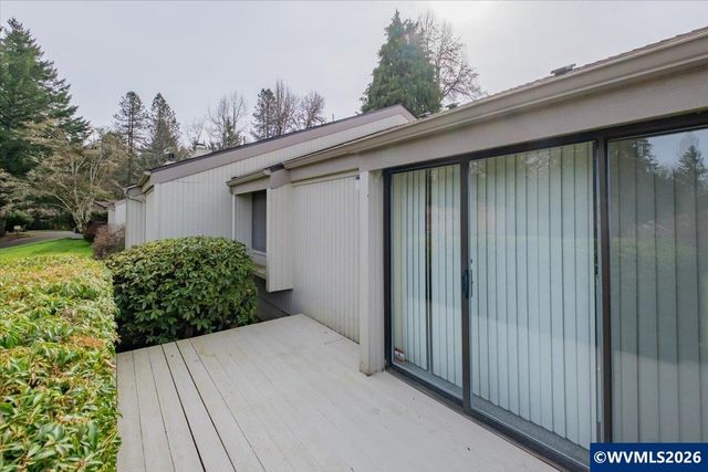 6680 Continental Cir SE, Salem, OR 97306