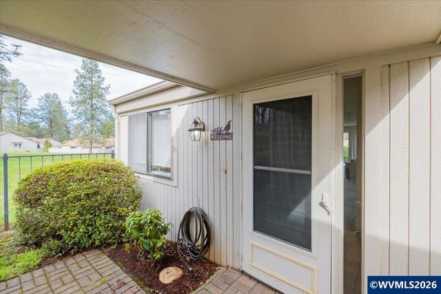 6680 Continental Cir SE, Salem, OR 97306