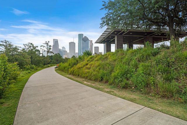 505 Jackson Hill Street 206, Houston, TX 77007