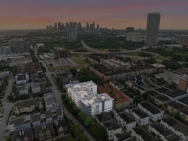 505 Jackson Hill Street 206, Houston, TX 77007