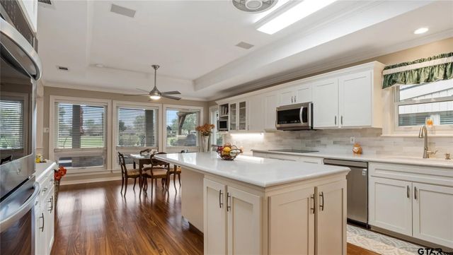 112 Jason Court, Bullard, TX 75757