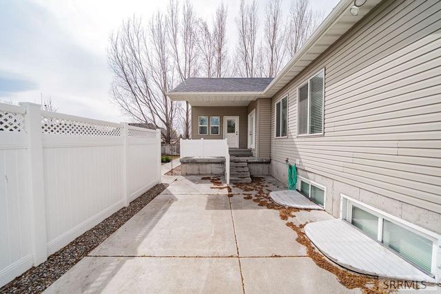 264 N 5th W, Rigby, ID 83442