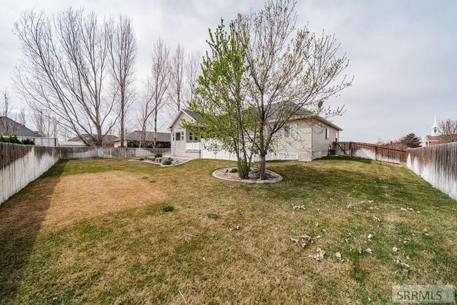264 N 5th W, Rigby, ID 83442