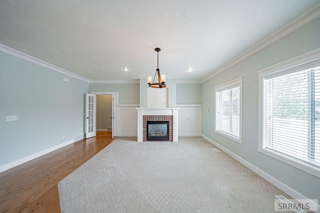 Image 11 of property listing at 264 N 5th W, Rigby, ID 83442
