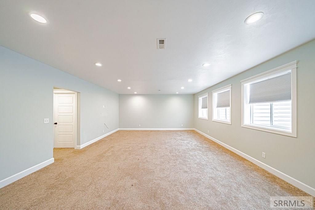 Image 43 of property listing at 264 N 5th W, Rigby, ID 83442