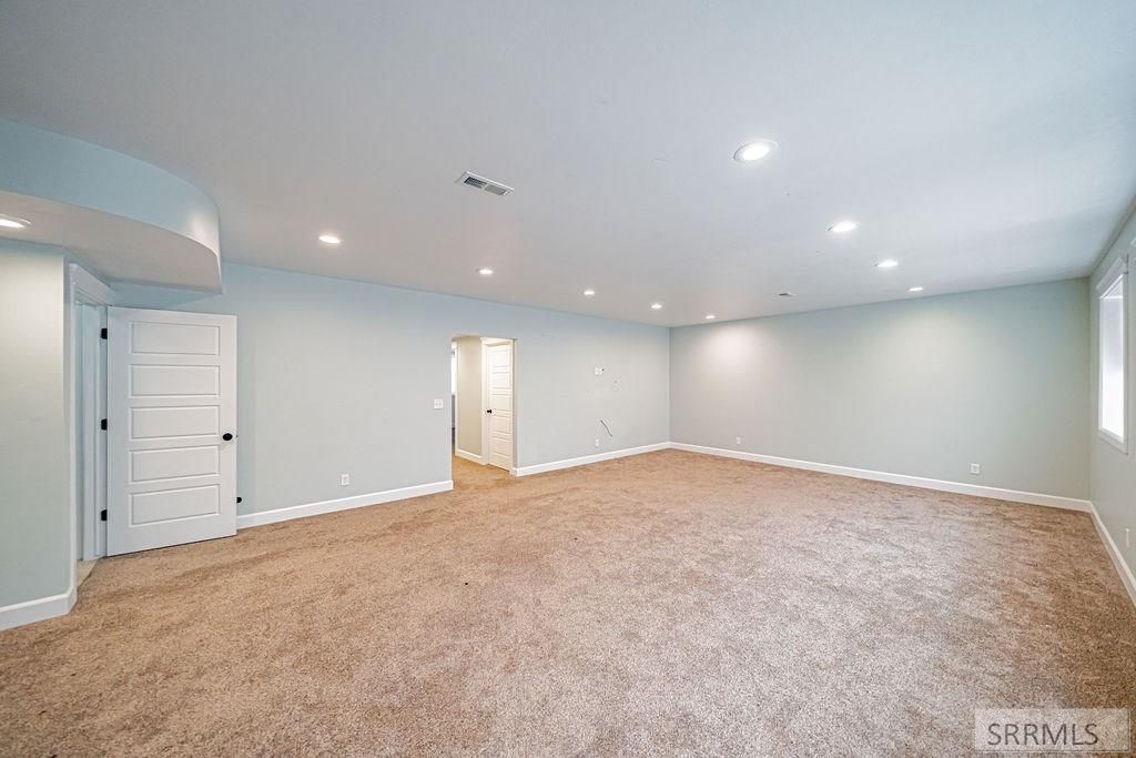 Image 44 of property listing at 264 N 5th W, Rigby, ID 83442
