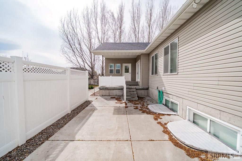 Image 68 of property listing at 264 N 5th W, Rigby, ID 83442