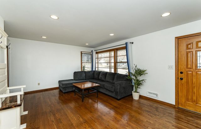 3802 5th Street NW, Rochester, MN 55901