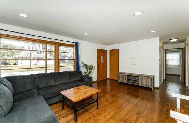 3802 5th Street NW, Rochester, MN 55901