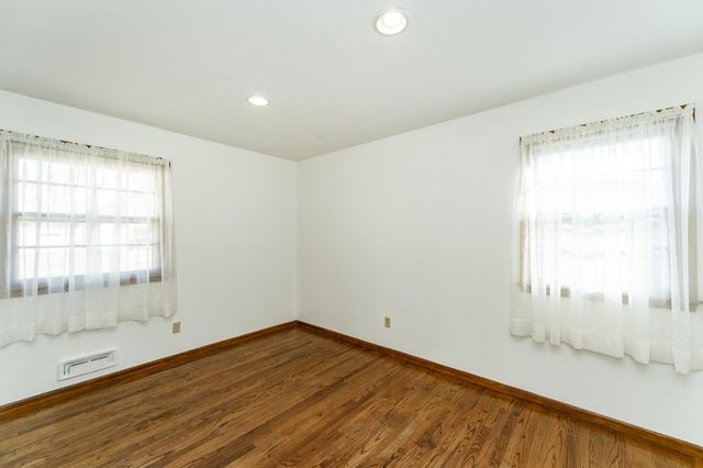 3802 5th Street NW, Rochester, MN 55901