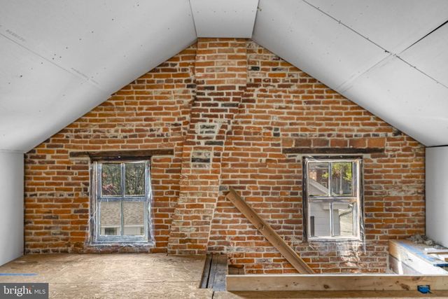 116 E MAIN ST, Strasburg, PA 17579