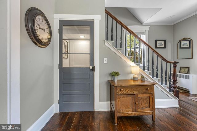 116 E MAIN ST, Strasburg, PA 17579