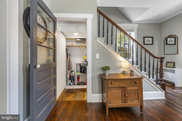 116 E MAIN ST, Strasburg, PA 17579