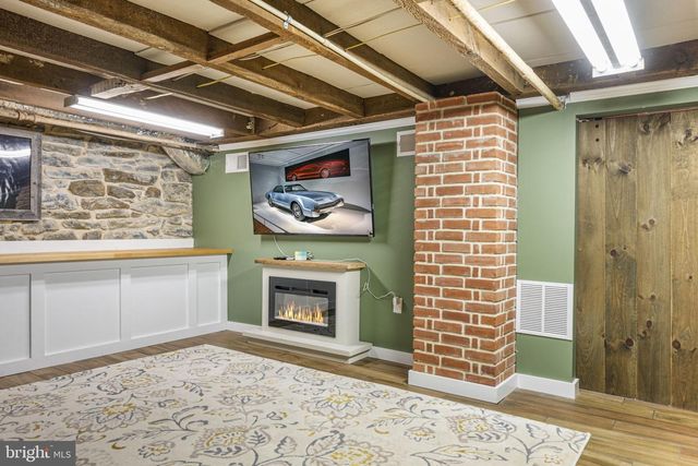 116 E MAIN ST, Strasburg, PA 17579