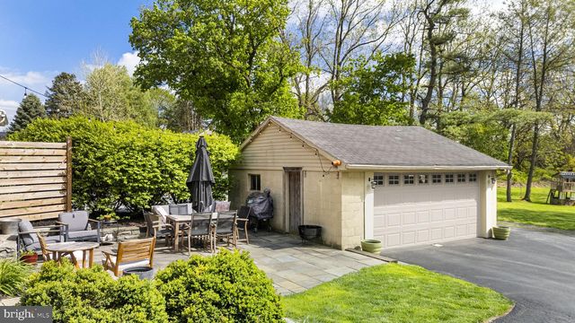 116 E MAIN ST, Strasburg, PA 17579
