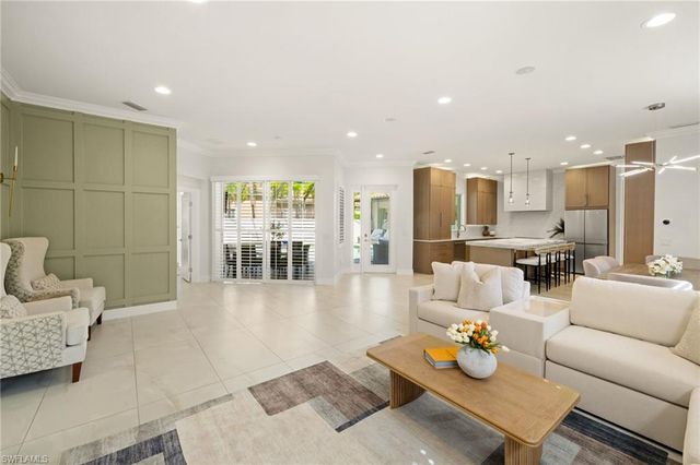 9798 Rocky Bank DR, Naples, FL 34109